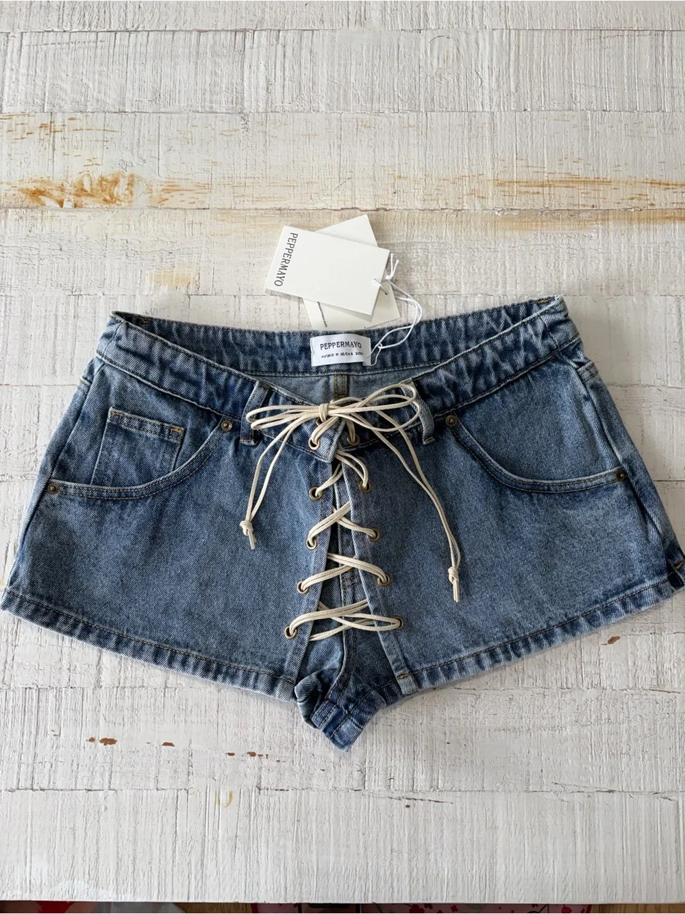 Peppermayo Nashville Denim Skort NWT size 6 Low Rise Lace Up Mini Y2K - Picture 4 of 16